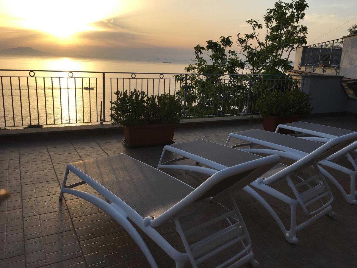 Villa D'Amare Capri View Massa Lubrense Exteriör bild